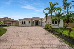 4025 SW 128th Ave, Miami, FL 33175 - Photo 2