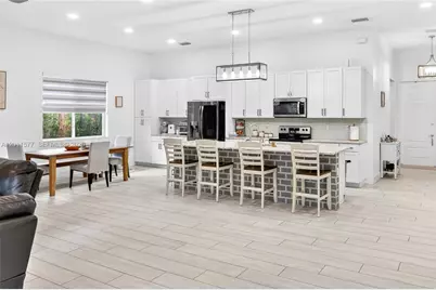[Address not provided], Miami, FL 33187 - Photo 4