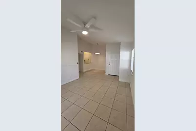2880 N Oakland Forest Dr #214, Oakland Park, FL 33309 - Photo 8