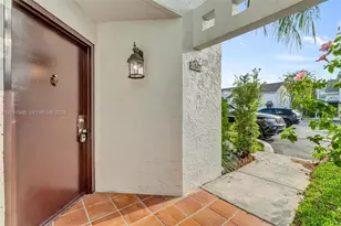 4647 NW 97th Pl, Doral, FL 33178 - Photo 4