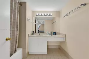 4647 NW 97th Pl, Doral, FL 33178 - Photo 24