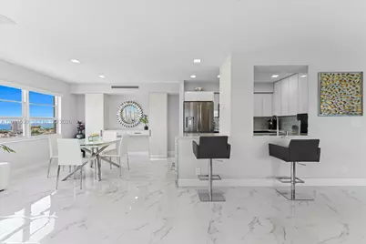 340 Sunset Dr #1810, Fort Lauderdale, FL 33301 - Photo 6