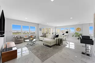 340 Sunset Dr, Fort Lauderdale, FL 33301 - Photo 2