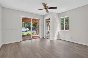 40 SE 8th St, Dania Beach, FL 33004 - Photo 12