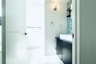 822 NE 19th Ave, Fort Lauderdale, FL 33304 - Photo 32