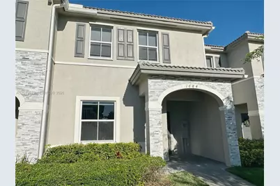 1684 SE 26th Ter #1684, Homestead, FL 33035 - Photo 1
