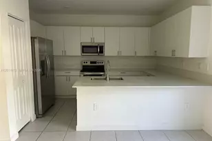 1684 SE 26th Ter, Homestead, FL 33035 - Photo 12