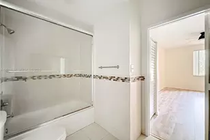 6968 SW 39th St, Davie, FL 33314 - Photo 22