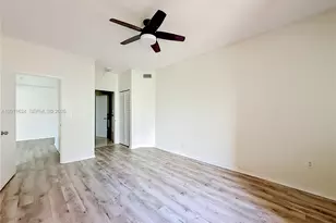 6968 SW 39th St, Davie, FL 33314 - Photo 18