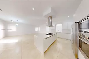 9980 NW 74th Terrace, Doral, FL 33178 - Photo 10