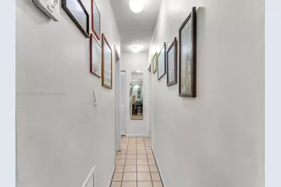 520 NW 32nd Pl #520, Miami, FL 33125 - Photo 44