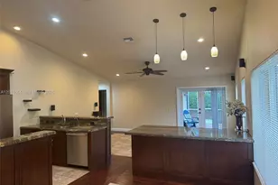 1258 Sabal Trail, Weston, FL 33327 - Photo 8
