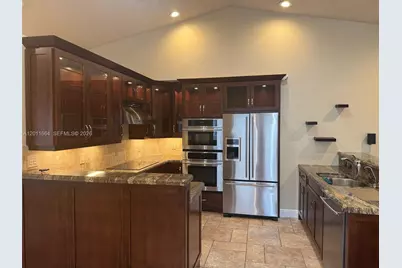 1258 Sabal Trl #1258, Weston, FL 33327 - Photo 6