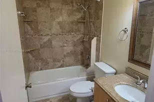 6178 Buena Vista Dr, Margate, FL 33063 - Photo 16