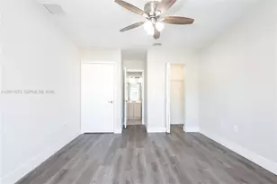 8902 NW 109th Ct, Doral, FL 33178 - Photo 26