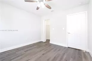 8902 NW 109th Ct, Doral, FL 33178 - Photo 36