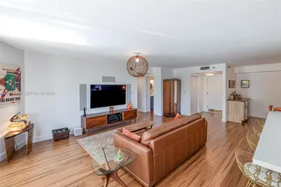 4000 Towerside Ter #308, Miami, FL 33138 - Photo 2