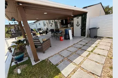 315 W 62nd St, Hialeah, FL 33012 - Photo 12