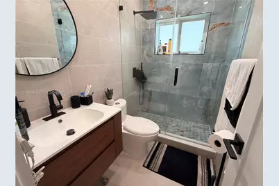 315 W 62nd St, Hialeah, FL 33012 - Photo 18