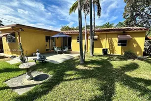 1124 NE 7th St, Hallandale Beach, FL 33009 - Photo 36