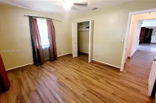 1124 NE 7th St, Hallandale Beach, FL 33009 - Photo 16