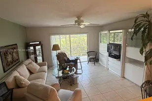 700 NE 14th Ave, Hallandale Beach, FL 33009 - Photo 12