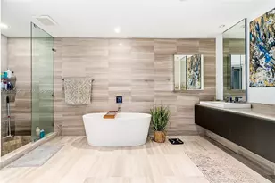 3300 NE 188th St, Aventura, FL 33180 - Photo 24