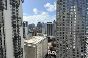 300 S Biscayne Blvd, Miami, FL 33131 - Photo 2