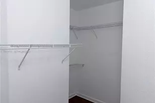 8720 NW 111th Ct, Doral, FL 33178 - Photo 16