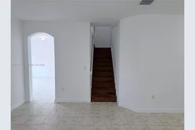 8720 NW 111th Ct, Doral, FL 33178 - Photo 12