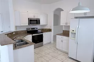 8720 NW 111th Ct, Doral, FL 33178 - Photo 8