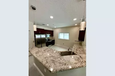 1113 NW 97th Dr, Coral Springs, FL 33071 - Photo 6