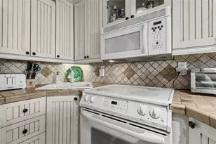 1801 S Surf Rd, Hollywood, FL 33019 - Photo 20