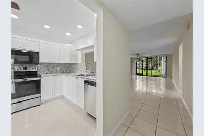 11200 Taft St #11200, Pembroke Pines, FL 33026 - Photo 4