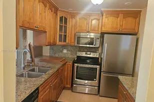 7561 NW 16th St, Plantation, FL 33313 - Photo 2
