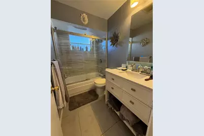 500 NE 14th Ave #302, Hallandale Beach, FL 33009 - Photo 4