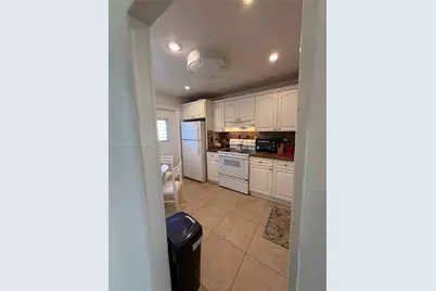 500 NE 14th Ave #302, Hallandale Beach, FL 33009 - Photo 6