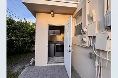 5800 Taylor St #2, Hollywood, FL 33021 - Photo 22