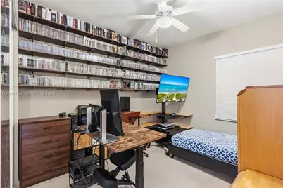 980 SW 171st Ter, Pembroke Pines, FL 33027 - Photo 24