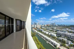 2000 Island Blvd, Aventura, FL 33160 - Photo 40