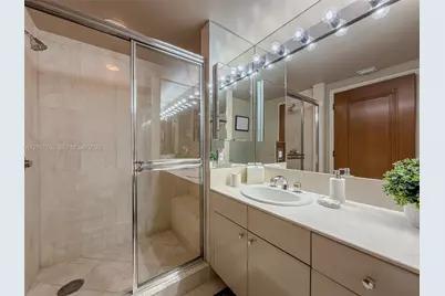 2000 Island Blvd #2503, Aventura, FL 33160 - Photo 20