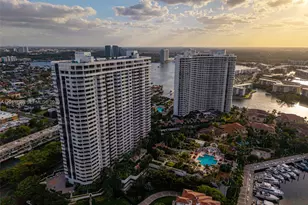 2000 Island Blvd, Aventura, FL 33160 - Photo 62