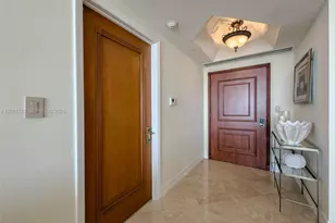 2000 Island Blvd, Aventura, FL 33160 - Photo 4