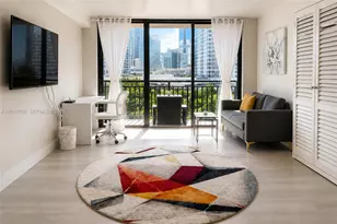 540 Brickell Key Dr, Miami, FL 33131 - Photo 2