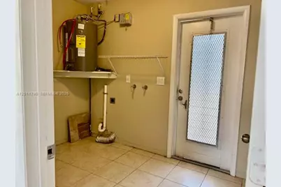 1328 Arthur St, Hollywood, FL 33019 - Photo 24