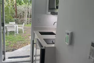 14950 S Spur Dr, Miami, FL 33161 - Photo 8