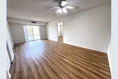8240 SW 210th St #209, Cutler Bay, FL 33189 - Photo 2