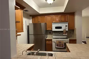9411 SW 4th St, Miami, FL 33174 - Photo 6