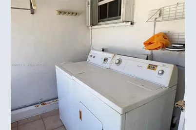 155 Nahkoda Dr, Miami Springs, FL 33166 - Photo 16