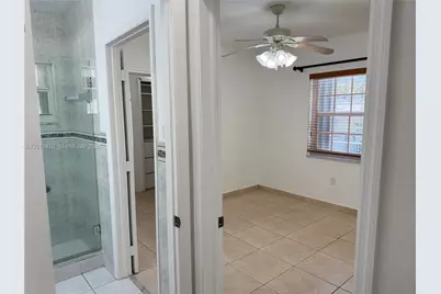 155 Nahkoda Dr, Miami Springs, FL 33166 - Photo 14